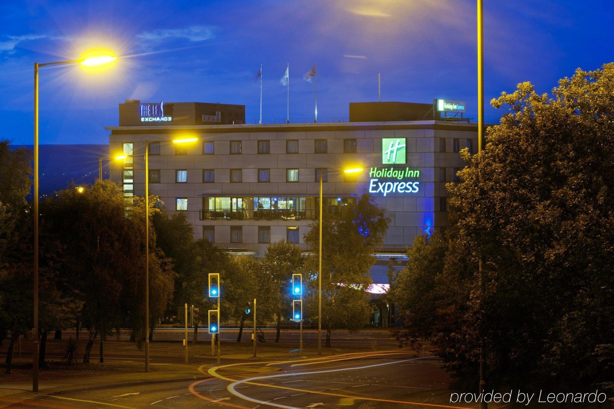 Holiday Inn Express Bradford City Centre, An Ihg Hotel Exterior foto